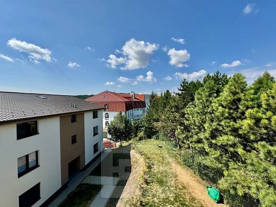 Pronájem Byt 2+kk, Slunečná, Rosice, okres Brno-venkov