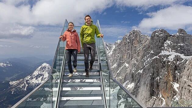 Turisté na Dachsteinu 