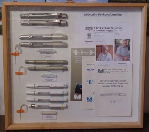 MANUÁLNÍ DÁVKOVAČ INZULÍNU MADI - Muzeum diabetes