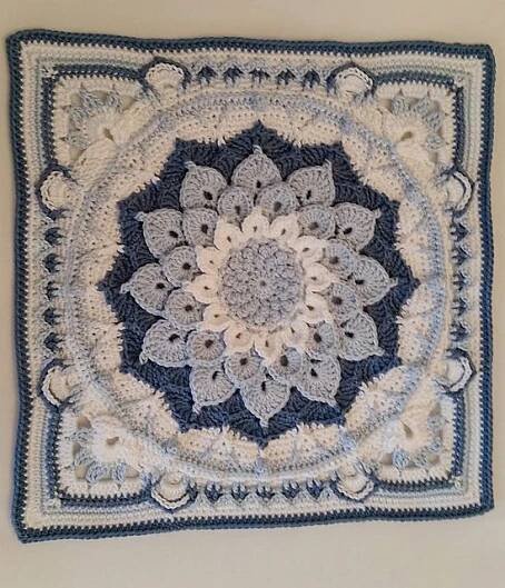 The Enchanted Garden Tote pattern by Courtney Laube | Crochet square patterns, Crochet mandala pattern, Crochet patterns
