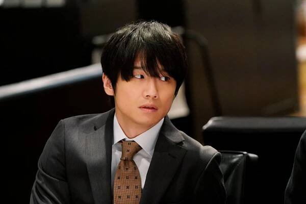 Šunsuke Kazama - Sensei no široi uso - Z filmu