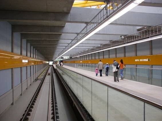 Nové obratiště u stanice metra A Depo Hostivař