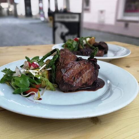 BISTRO – Bistro Cobliha – Restaurace rodinného stylu