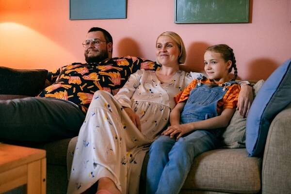 Mikko Penttilä, Essi Hellén, Senni Peltoniemi - Supermarsu 2 - Z filmu