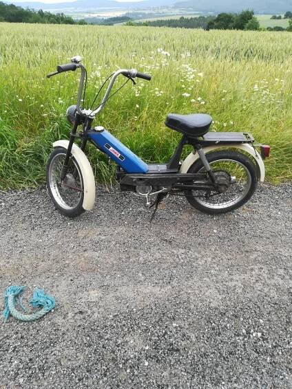 Babeta 207 - Auto-moto