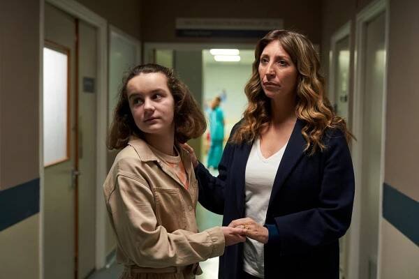 Eve Prenelle, Daisy Haggard - Rodiče - Už ne: Druhá část - Z filmu