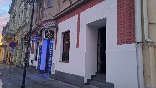 Plzeňský kebab, kde majitel vyvěsil protižidovské nápisy, už nefunguje - Novinky