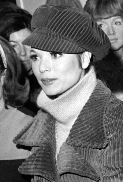 Elsa Martinelli, Italian Model and Actress, Dies at 82