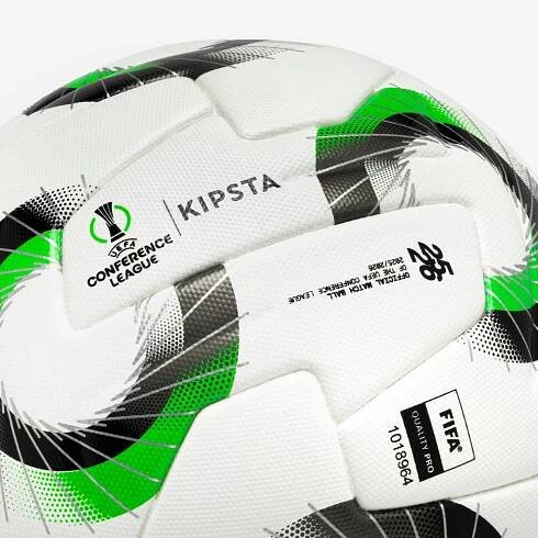 Oficiální míč UEFA Konferenční ligy ve velikosti 5 s krabicí