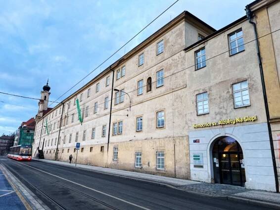 Nemocnice sv. Alžběty Na Slupi získala akreditaci a chystá rozvoj