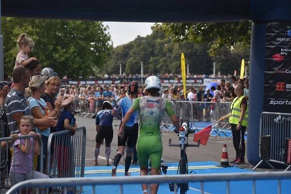 Slavný triatlonový závod Ironman 70.3 se vrací do Hradce
