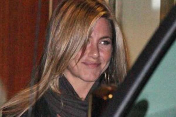 Univerzální kamarádka Jennifer Aniston