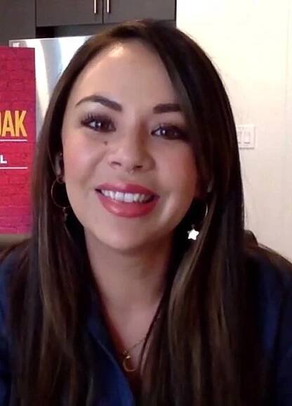 Janel Parrish - Wikipedia