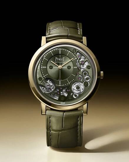 Piaget expands Altiplano collection with ultra-thin khaki and gold models 3
