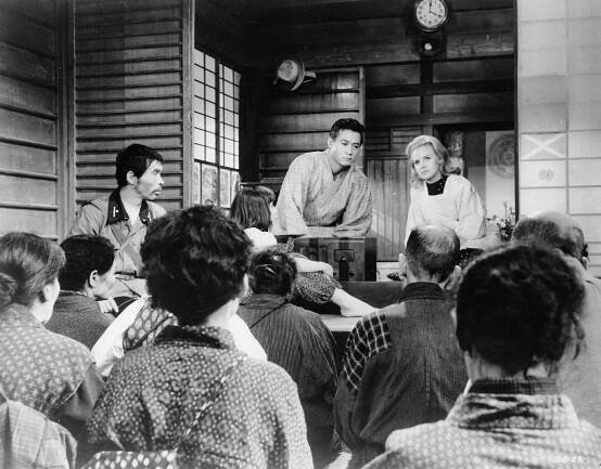 Tecuró Tanba, James Shigeta, Carroll Baker - Bridge to the Sun - Z filmu