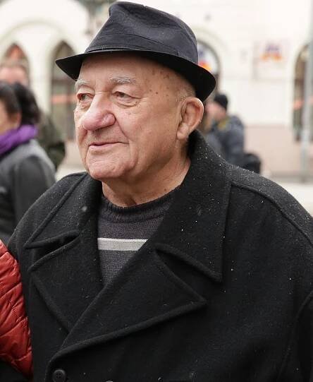 Zdeněk Srstka.