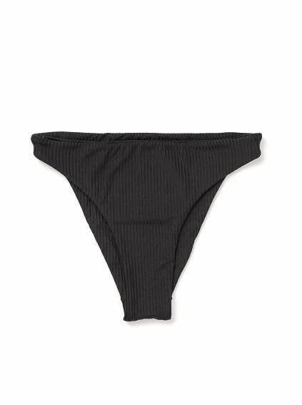 Luca - Black Ribbed