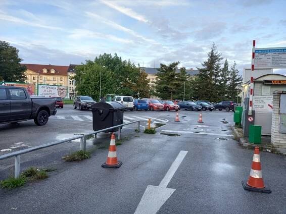 Budějovické uzavírky a dopravní omezení: Parkoviště Mariánské nebo Nádražní