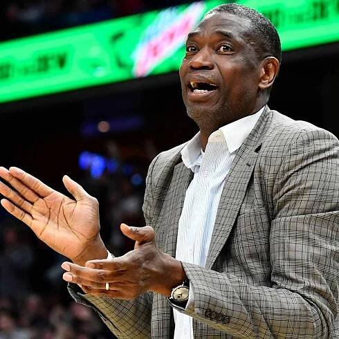 Dikembe Mutombo interview on Coming 2 America, finger wag, more - Sports Illustrated
