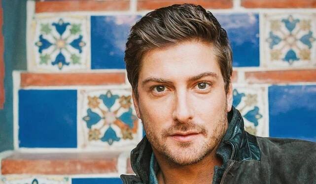 Hallmark Actor: Daniel Lissing