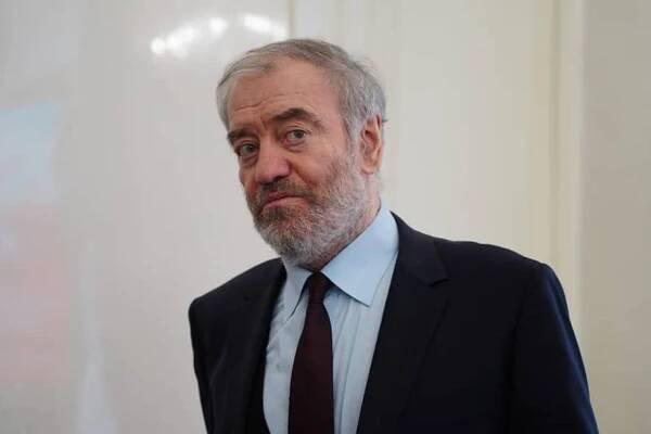 Russian Conductor Valery Gergiev Sparks Outrage in Italy Over Putin Ties Before Caserta Concert
