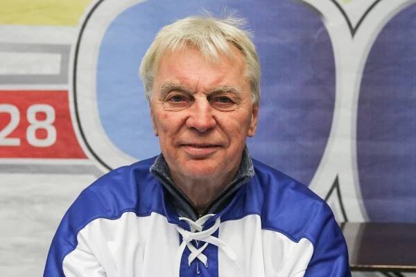 OBRAZEM: Sedm legend pokřtilo knihu 90 let hokeje ve Vítkovicích