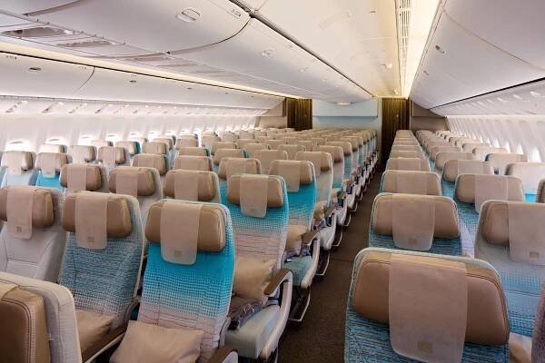 Foto: Emirates ukázaly novou první třídu. Kabinky se inspirovaly auty Mercedes