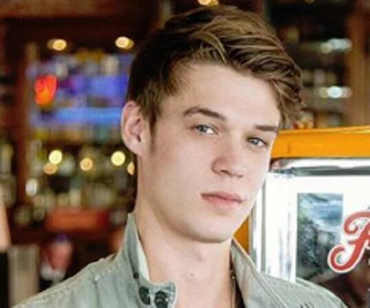 Colin Ford Biography – Facts, Childhood, Family Life of Actor
