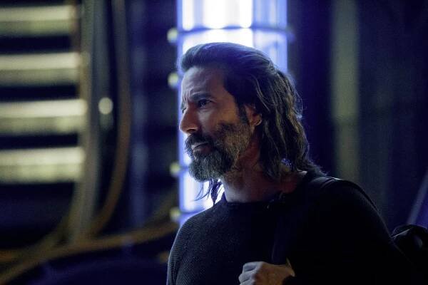 Prvních 100 - How We Get to Peace - Z filmu - Henry Ian Cusick