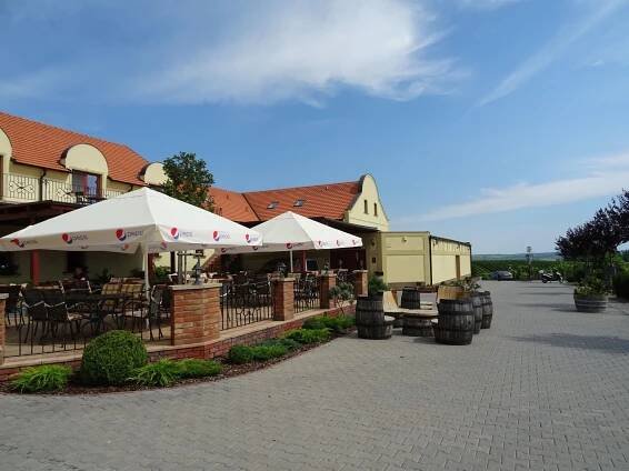 Restaurace Retro Gril U Kapličky foto 6