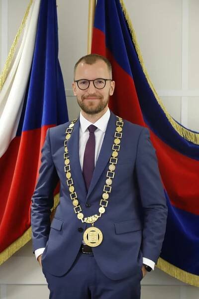 V zámku Veleslavín může být hospic nebo umělecká škola, říká starosta