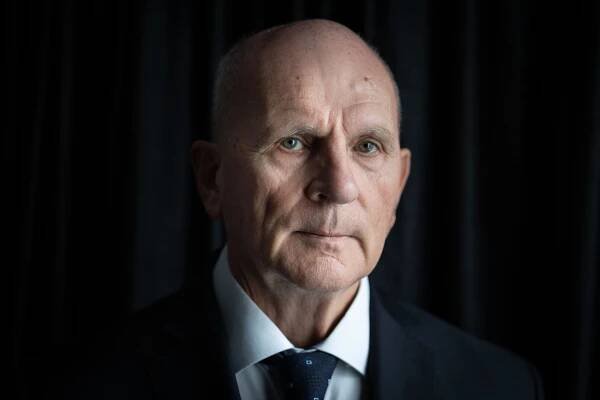 František Mikloško: Na parlament akoby padol mrak zloby, nesmie sa to skončiť ako za komunizmu