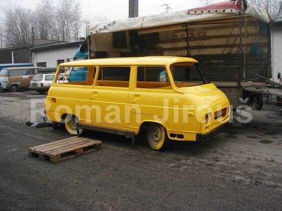 skoda_1203_60.jpg