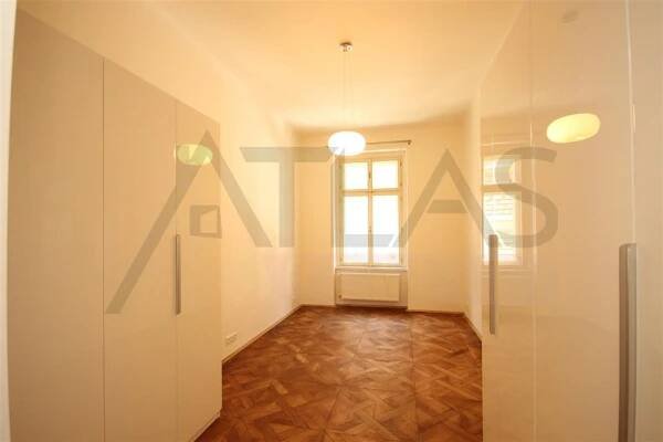 Pronájem bytu 4+1, 100 m2 Praha 2 - Vinohrady, Balbínova - Atlas Reality
