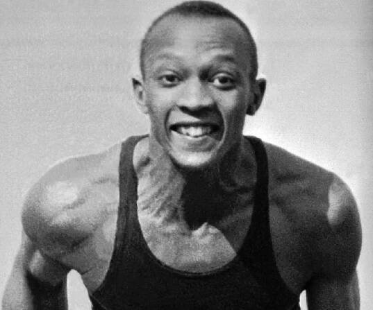 Jesse Owens Biography - Facts, Childhood, Family Life & Achievements