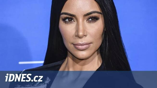 Kardashianová nechce náhradní matku, třetí dítě porodí sama - iDNES.cz