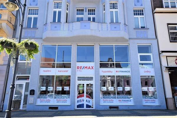 RE/MAX 4 You