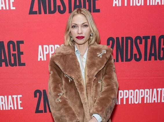 Tavi Gevinson Channels Her Inner Rookie In Her Favorite Coat