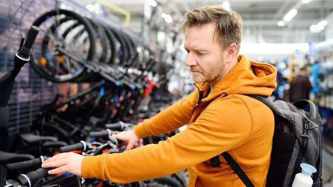 Decathlon stahuje z prodeje závadná kola. Okamžitě je přestaňte používat, vyzývá
