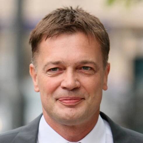 Who is Andrew Wakefield and what did the disgraced MMR doctor do?