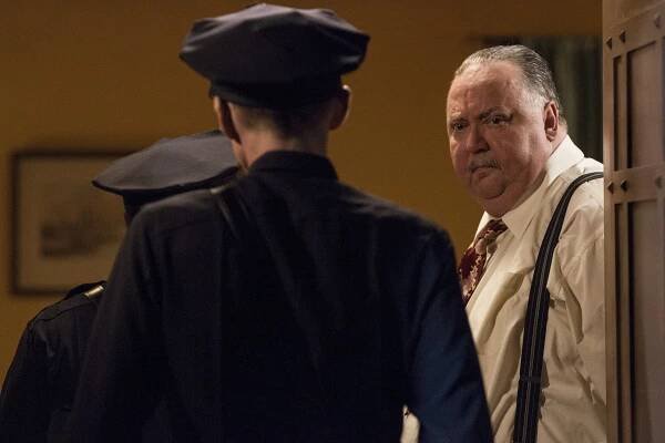 Mob City - Oxpecker (E05) (2013) | Tvůrci | ČSFD.cz