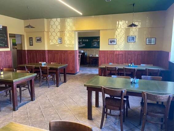 Interiér restaurace - Restaurace Pod Lipou - Černošice