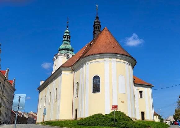 Fotografie - Tovačov, Kostel sv. Václava, Förchtgottova, Tovačov, Česko - 11.04.2024