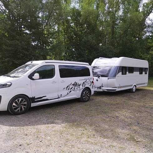 Fahrzeugvorstellung - Dog-Camper Wohnmobilvermietung