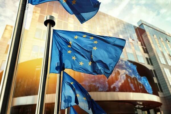 Až 8 miliard korun z REACT-EU půjde na podporu záchranářů, zdravotnictví a pomoc nejchudším
