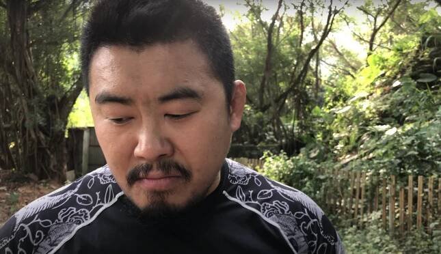 Xu Xiaodong nach seinem Kampf gegen den selbsternannten Tai-Chi-Meister Chen Yong