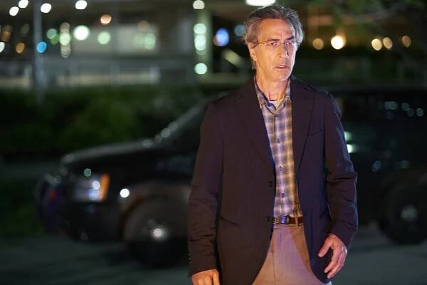 Výjimeční - Série 1 - Příčina a důsledek - Z filmu - David Strathairn