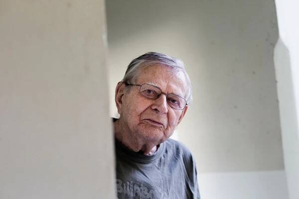 Zemřel herec Jan Skopeček, po návratu z koncentráku zakládal Divadlo pod Palmovkou