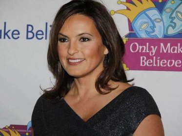 Mariska Hargitay Reveals She Was Raped in Powerful Essay About Sexual Violence