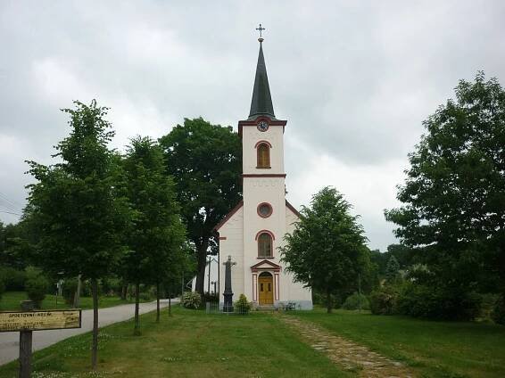 Dolní Pěna - ubytování, počasí, foto, tipy na výlet, informace